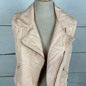 Forever 21 vest  color light pink size small